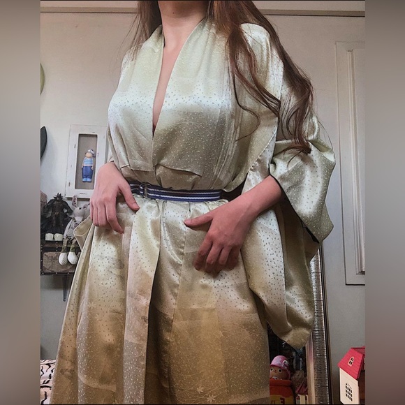 Authentic Japanese  Kimono / Robe - Picture 4 of 9